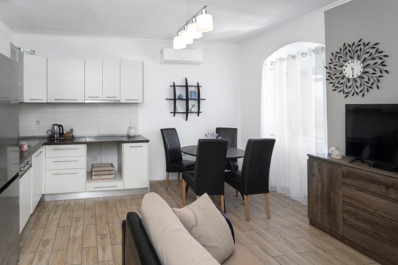 Apartment Feratjer Split Buitenkant foto